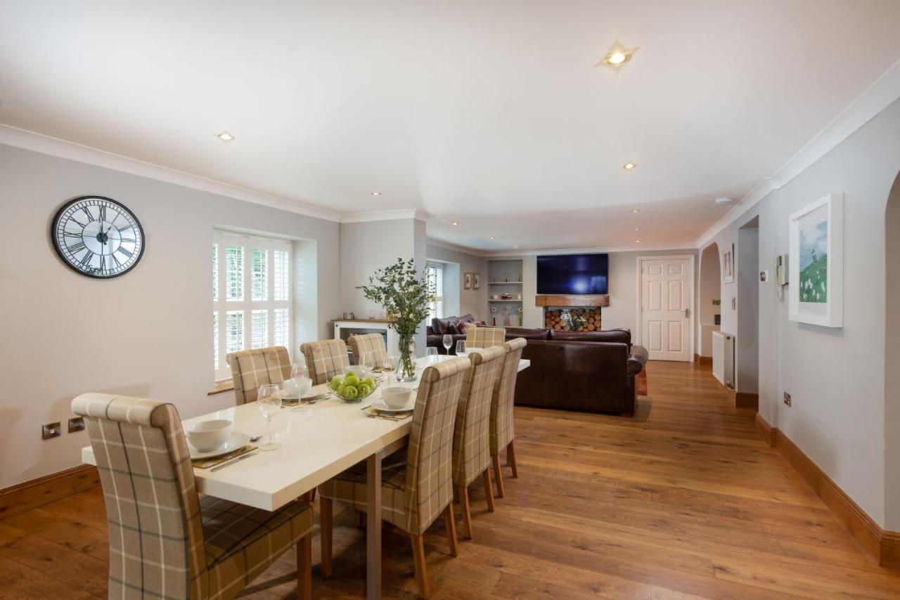 3 The Manor, Porthkidney Sands Apartment *