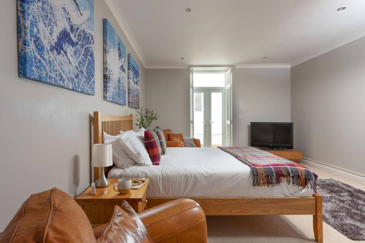 Apartment 3 The Manor, Porthkidney Sands